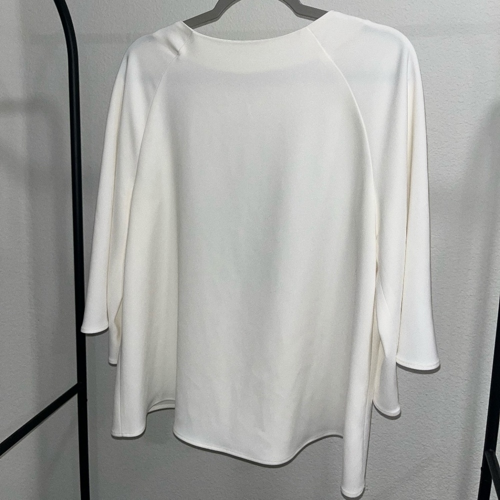 HARVEY FAIRCLOTH | Minimalist Asymmetric Cut-Out Blouse in White/Cream | Size L - Picture 4 of 6